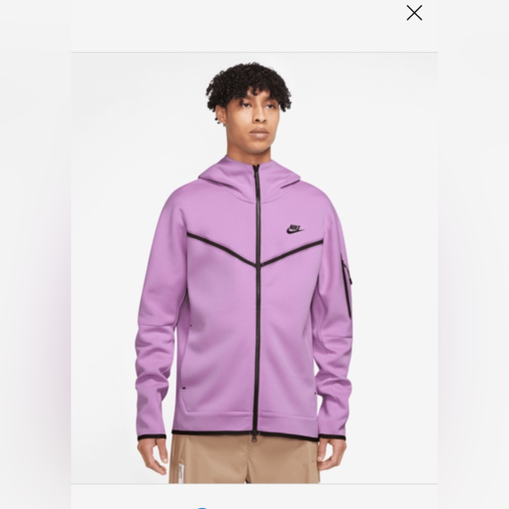 Purple nike tech